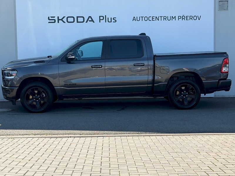 Dodge RAM (2021) 1500 5.7 HEMI 295kW LPG BIGHOR - fotka 3 z 35
