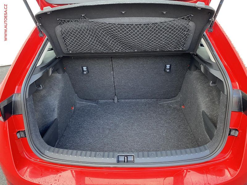 Škoda Scala (2020) 1.6 TDi, Ambition, DSG, LED - fotka 7 z 18