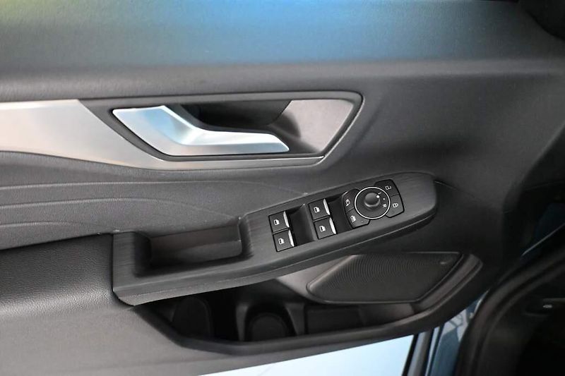 Ford Kuga (2023) 2.5 LED ACC VIRTUAL Tažné Kame - fotka 15 z 44