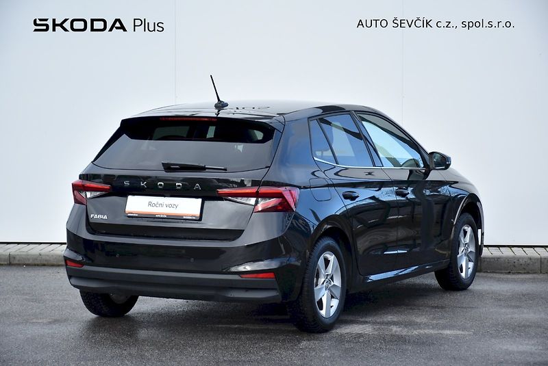 Škoda Fabia (2024) Top Selection 1.0 TSI 85kW - fotka 2 z 33