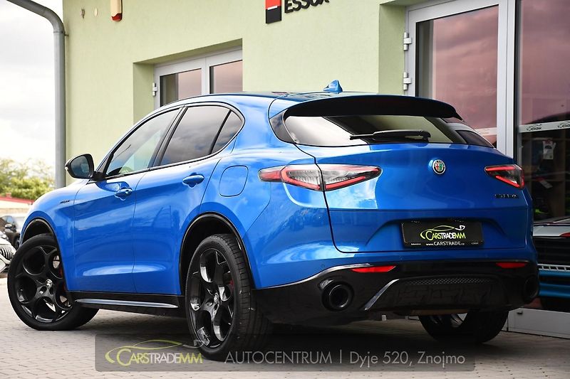 Alfa Romeo Stelvio 2.2 Diesel 16V 154kW VELOCE Q4 - fotka 3 z 53