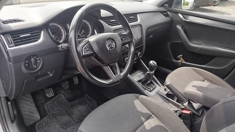 Škoda Octavia (2018) 1.5 tsi  TAŽNÉ ZAŘÍZENÍ  - fotka 5 z 30