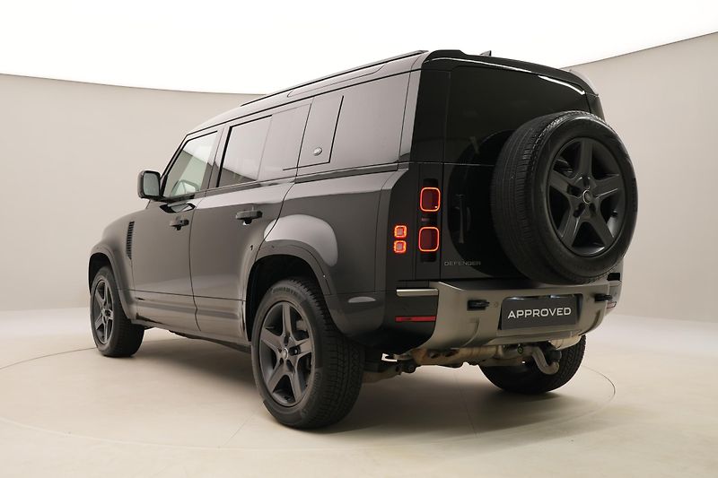Land Rover Defender 110 D300 X-DYNAMIC AWD AUT CZ - fotka 10 z 49