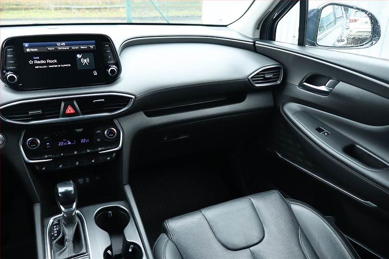 Hyundai Santa Fe (2019) Style 2.2 CRDi, 4X4, Automat - fotka 8 z 34