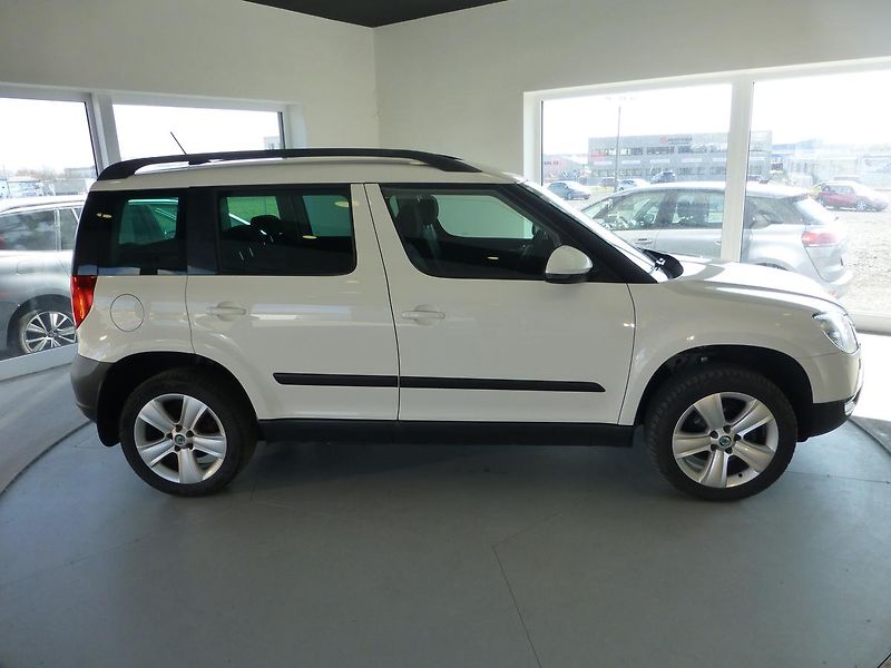 Škoda Yeti (2010) 1,2TSI*TAŽ**NAV*PARK S**XENONY - fotka 4 z 18