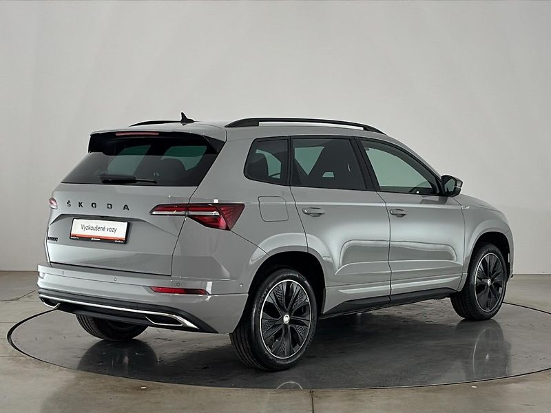 Škoda Karoq DSG Sportline - fotka 2 z 31