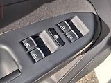 Volkswagen Touran (2012) 1.4 TSi, Match, navi, panor - náhled 11