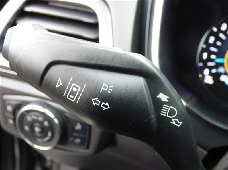 Ford Mondeo 2,0 EcoBlue,140kW,Navi,Keyless - fotka 31 z 58