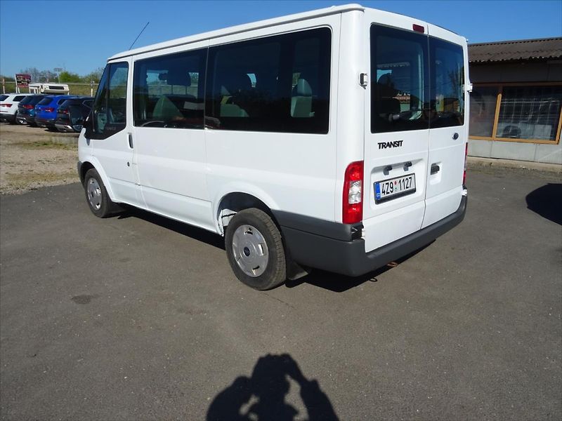 Ford Transit 2,2 - fotka 7 z 22