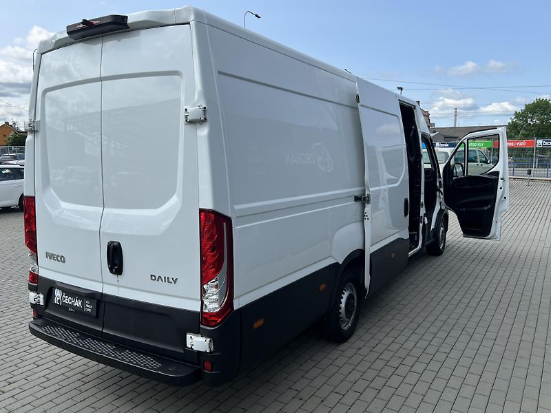 Iveco Daily (2020) 2.3d*115KW*35S16*Kamera - fotka 27 z 31