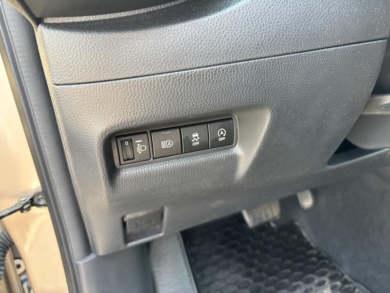 Toyota Aygo 1.0 VVT-i X-play Style AT - fotka 13 z 26