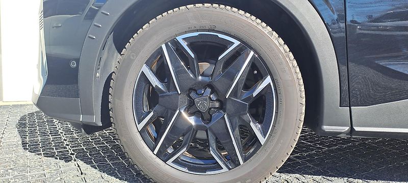 Peugeot 3008 (2025) BUSINESS Hybrid 145 e-DCS6 - fotka 9 z 22