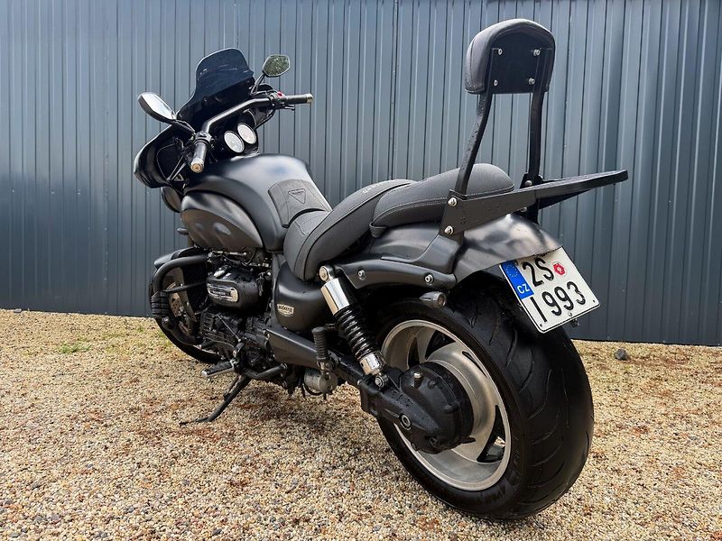 Triumph Rocket II power cruiser - fotka 3 z 5