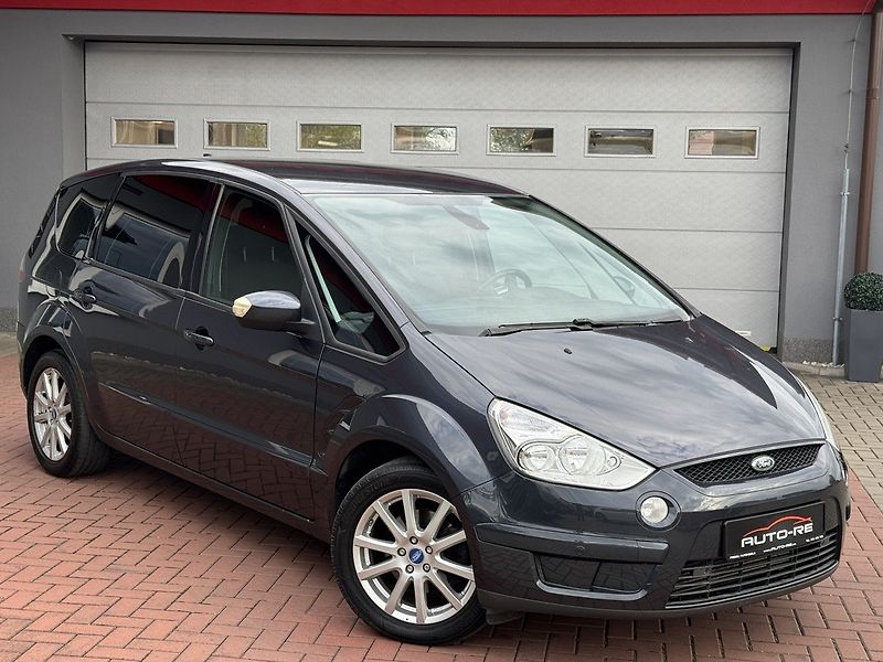 Ford S-MAX (2009) 2.0TDCi Navi 7Míst Tažné Z. - fotka 1 z 45