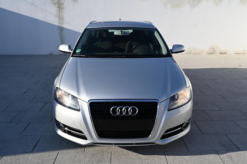 Audi A3 1.4TFSI 92KW Rezervace 6/2011 - fotka 2 z 31