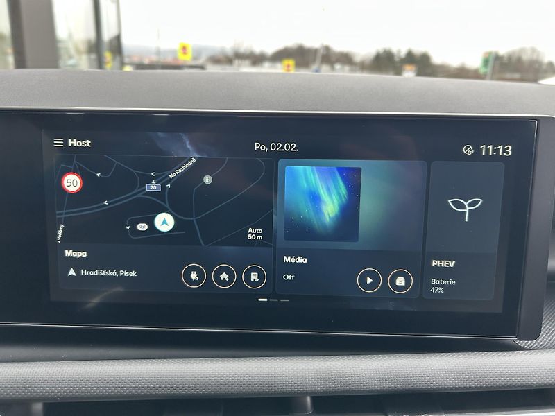 Hyundai Tucson 1,6 T-GDI PHEV 211kW SMART FL - fotka 23 z 34