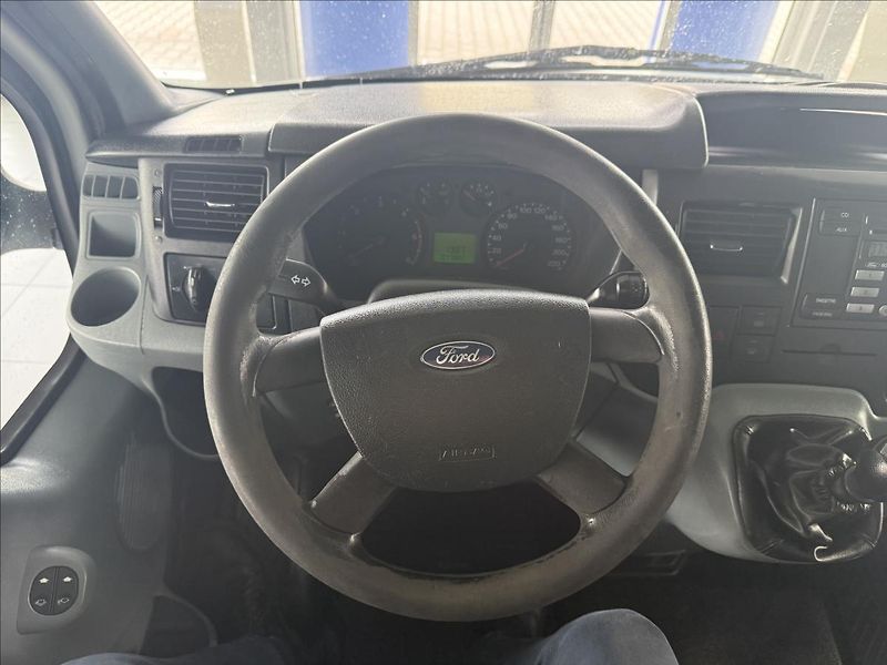 Ford Transit 2,2   TDCi,1.MAJ,MINIBUS,TAŽNÉ - fotka 13 z 23