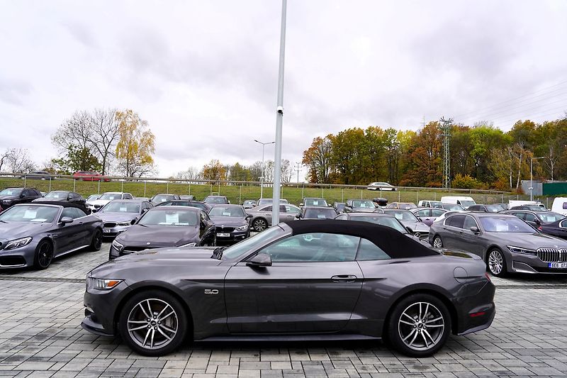Ford Mustang GT 5.0 Premium /AT/kůže/440 PS - fotka 3 z 33