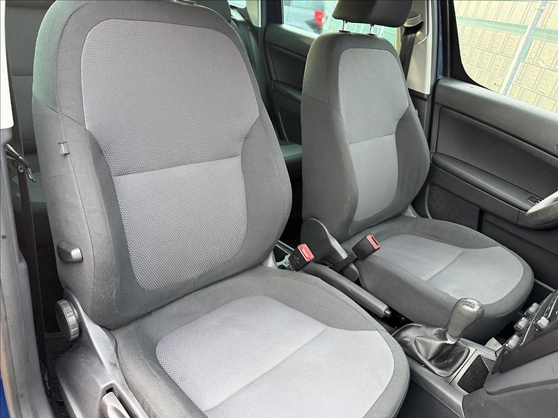 Škoda Yeti 1.2 TSI Active Plus - fotka 12 z 17