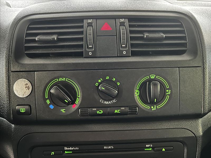 Škoda Fabia 1,2   HTP 44kW,KLIMA,ALU - fotka 10 z 14