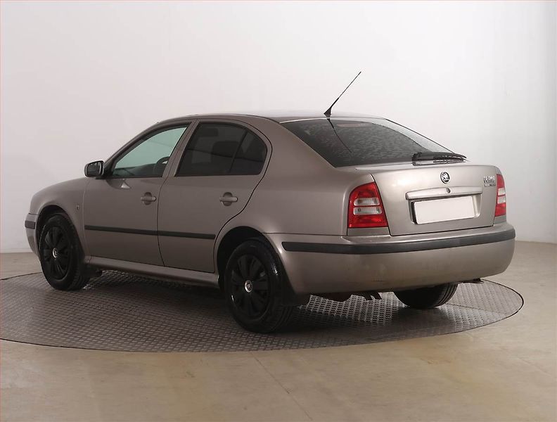 Škoda Octavia (2008) 1.6, po STK, jezdí výborně - fotka 4 z 14