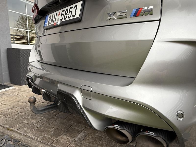 BMW X5 (2021) M, Akrapovič, nové brzdy, PPF - fotka 24 z 28