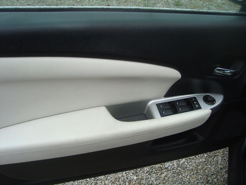 Lancia Flavia (2012) 2,4 cabrio - fotka 6 z 14