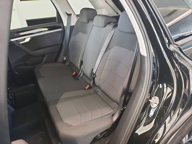 Volkswagen Touareg (2024) 3.0 TDI 4Motion (170kW/231k) - fotka 9 z 28