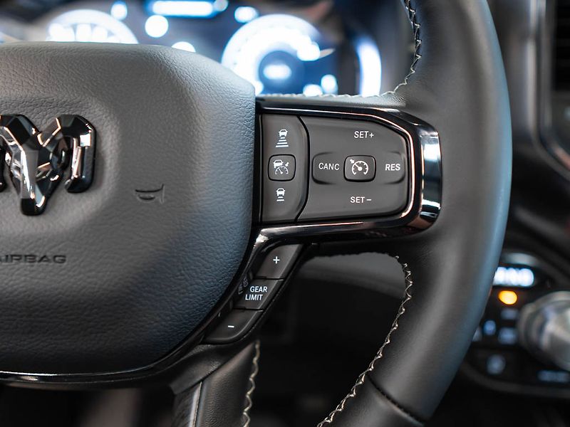 Dodge RAM (2026) 5.7 HEMI V8 Limited 2026 - fotka 19 z 43