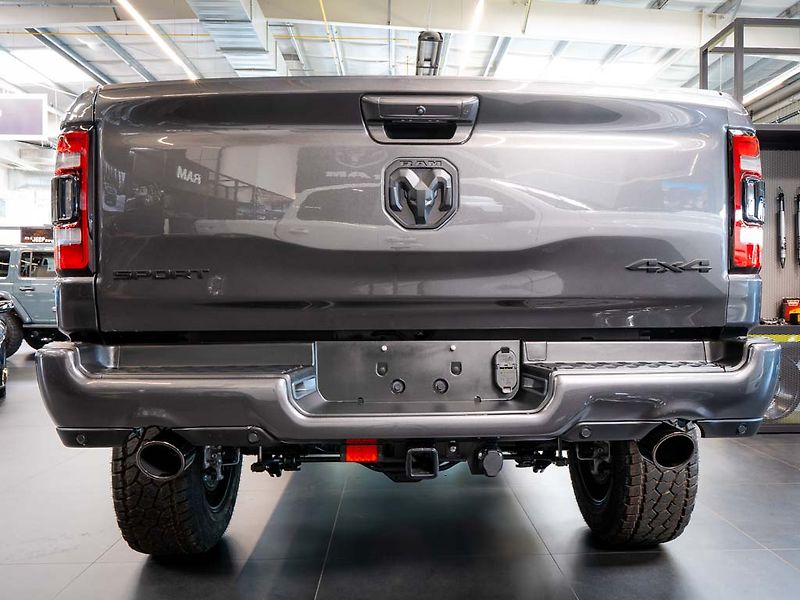 Dodge RAM (2024) 5.7 eTorque Sport 6 Lift - fotka 4 z 34