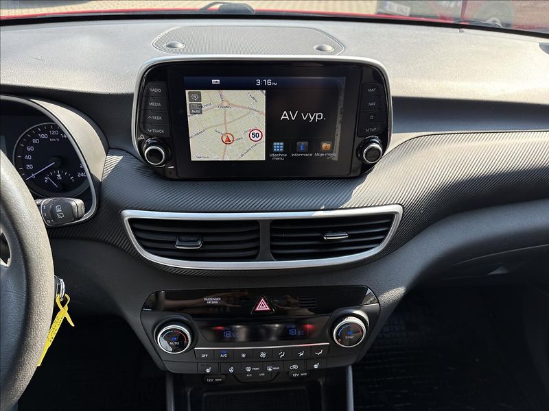 Hyundai Tucson 1,6 T-GDi 4x2 manuál  Travelle - fotka 13 z 20