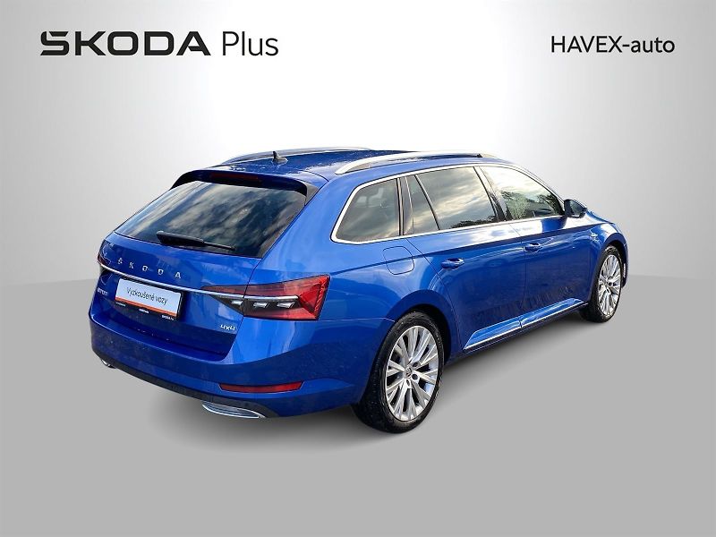 Škoda Superb (2023) Combi 2.0 TDI 4x4 DSG L&K - fotka 2 z 41