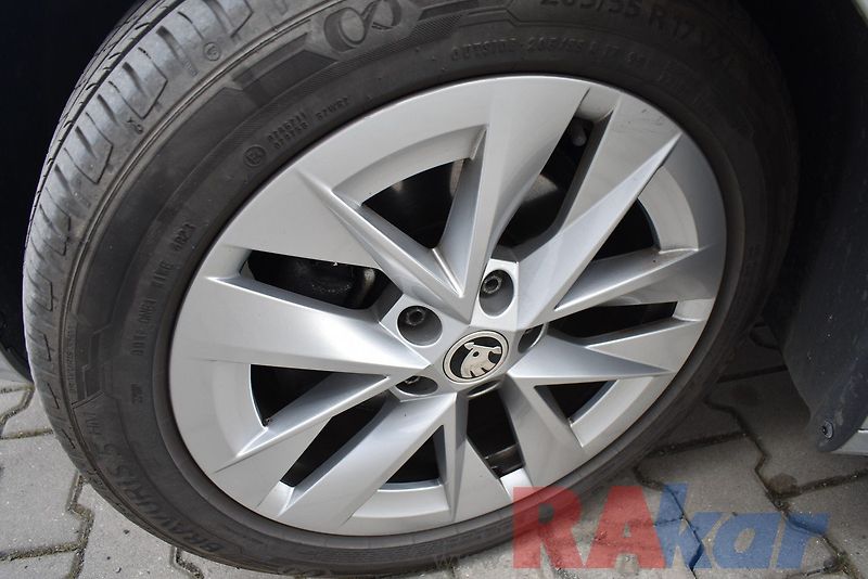 Škoda Octavia (2020) Style 2,0 TDI - fotka 27 z 41