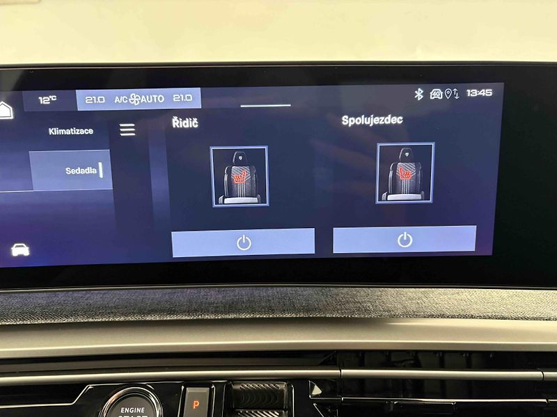 Peugeot 3008 (2025) Allure Hybrid 145 e-DCS6 - fotka 33 z 48