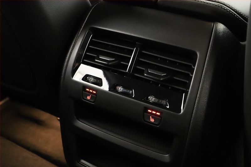 BMW X6 (2025) xDrive30d, M Paket, Navigace - fotka 17 z 20