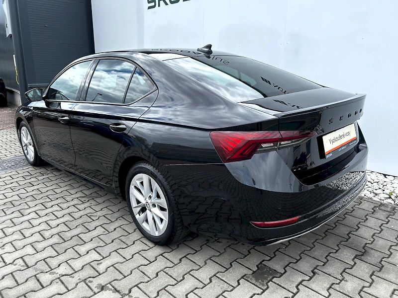 Škoda Octavia (2022) 2.0 TDI 110kW DSG Sportline - fotka 35 z 35