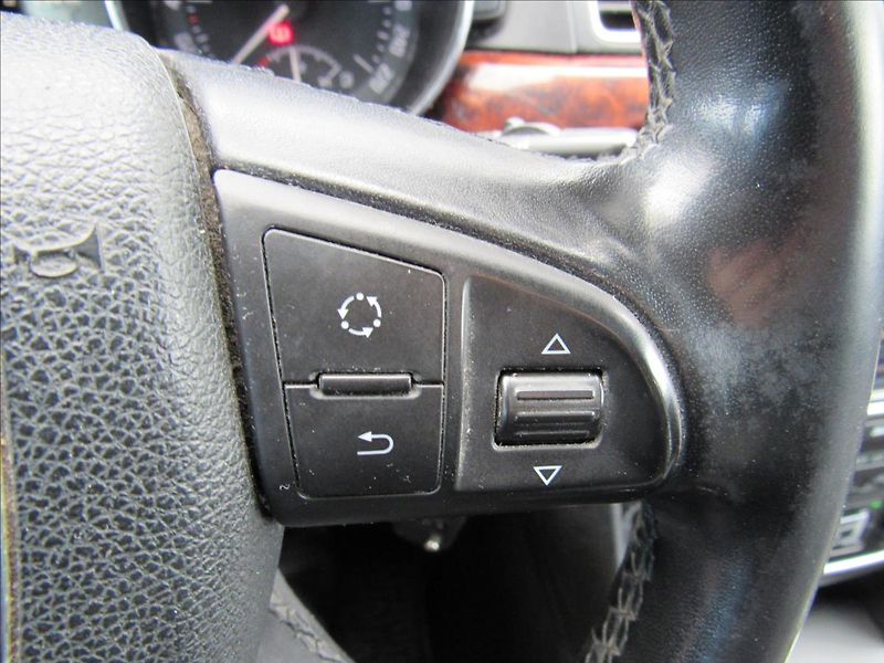 Škoda Superb 1,9 TDi 77kW Combi - fotka 19 z 30