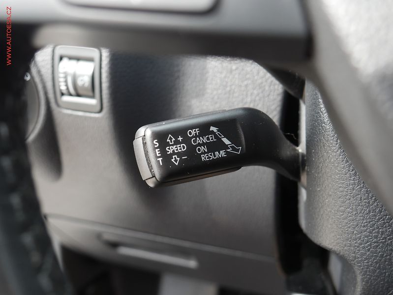 Volkswagen Tiguan (2012) 2.0TDi 4x4, ČR, Bixen, AC - fotka 13 z 19