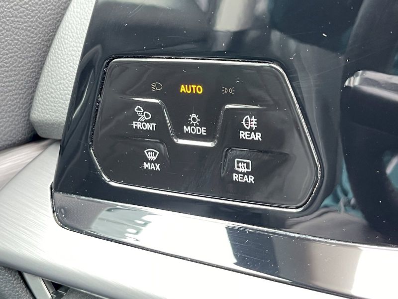 Volkswagen Golf (2022) 1,5 eTSI 110 kW DSG Style Plus - fotka 7 z 30