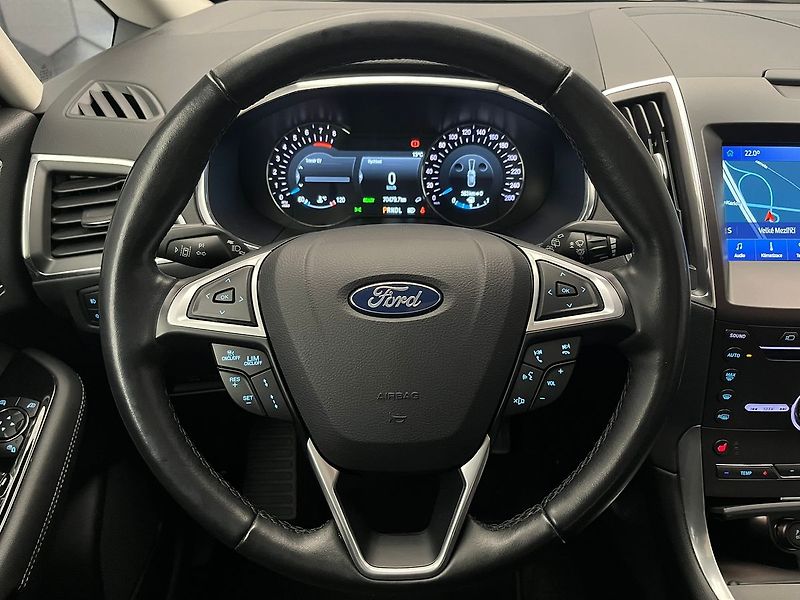 Ford S-MAX 2.5 HEV TITANIUM 7 míst - fotka 8 z 70