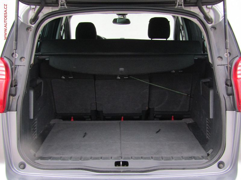 Peugeot 5008 (2015) 1.6HDi, ČR, AC, TZ, navi - fotka 7 z 18