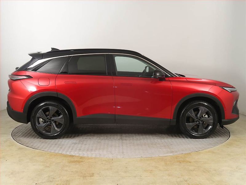 BAIC X55 (2026) ALL IN 1.5 T - fotka 6 z 20