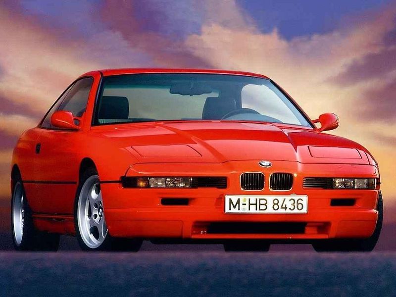 BMW řady 8 (E31).
