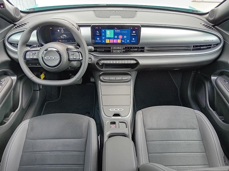 Fiat 600 (2026) 1,2T HYBRID 145k SPORT /IHNED/ - fotka 10 z 20