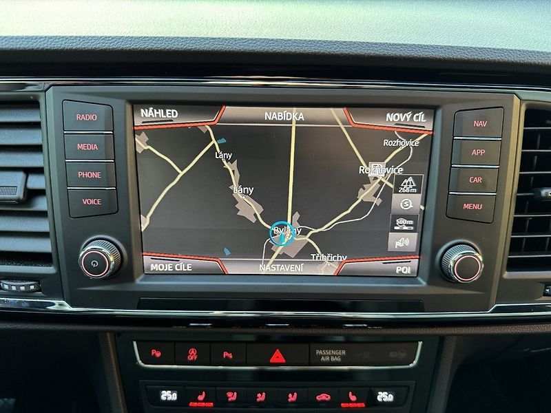 Seat Ateca (2019) 1.5TSi Full LED Navi Kamera - fotka 12 z 48