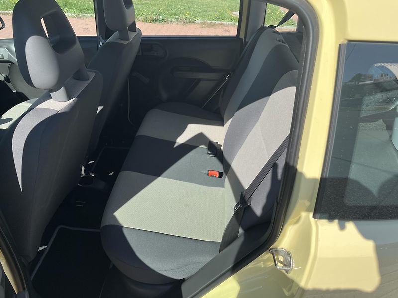 Fiat Panda 1.1 Active - fotka 11 z 26