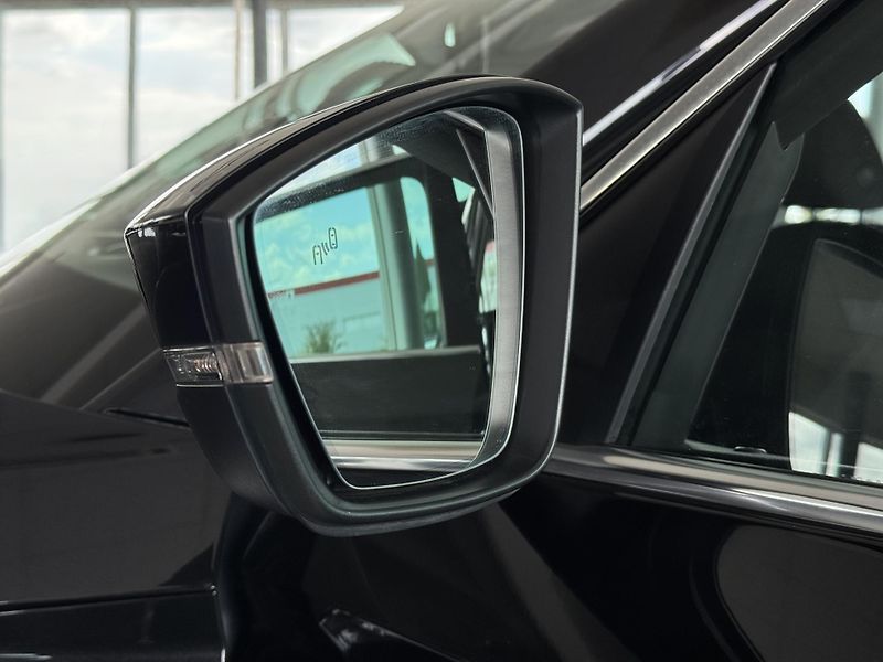 Škoda Kodiaq 1,4TSI DSG*4x4*STYLE*360K*Pano - fotka 39 z 42