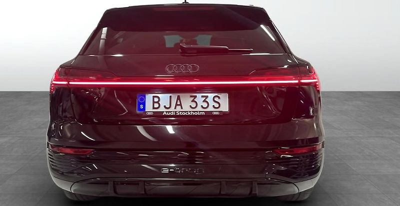 Audi Q8 e-tron 50 Q Kam Pano HuD LED 4 zóny   - fotka 5 z 12