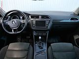 Volkswagen Tiguan (2016) 2.0TDi, Highline, DSG, panor - náhled 8