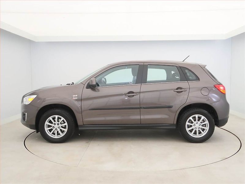 Mitsubishi ASX (2015) 1.6 MIVEC, ČR,1.maj - fotka 3 z 18